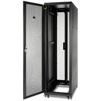 APC by Schneider Electric NetShelter SV 42U