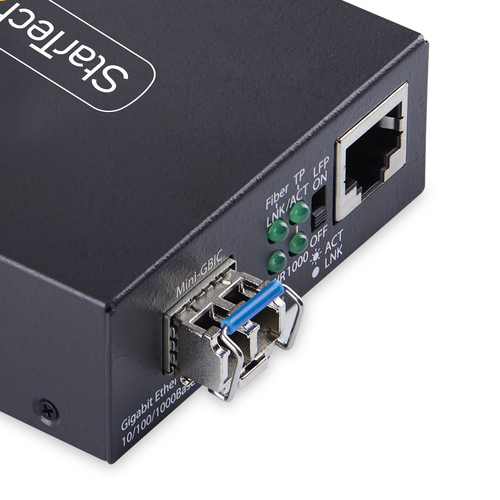 Startech.com SM LC Fiber Media Converter